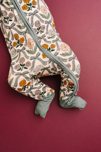 Cottage Bow Sleeper
