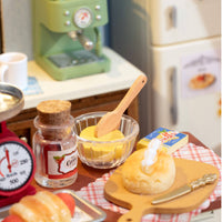 Miniature House Kit: Baking Kitchen