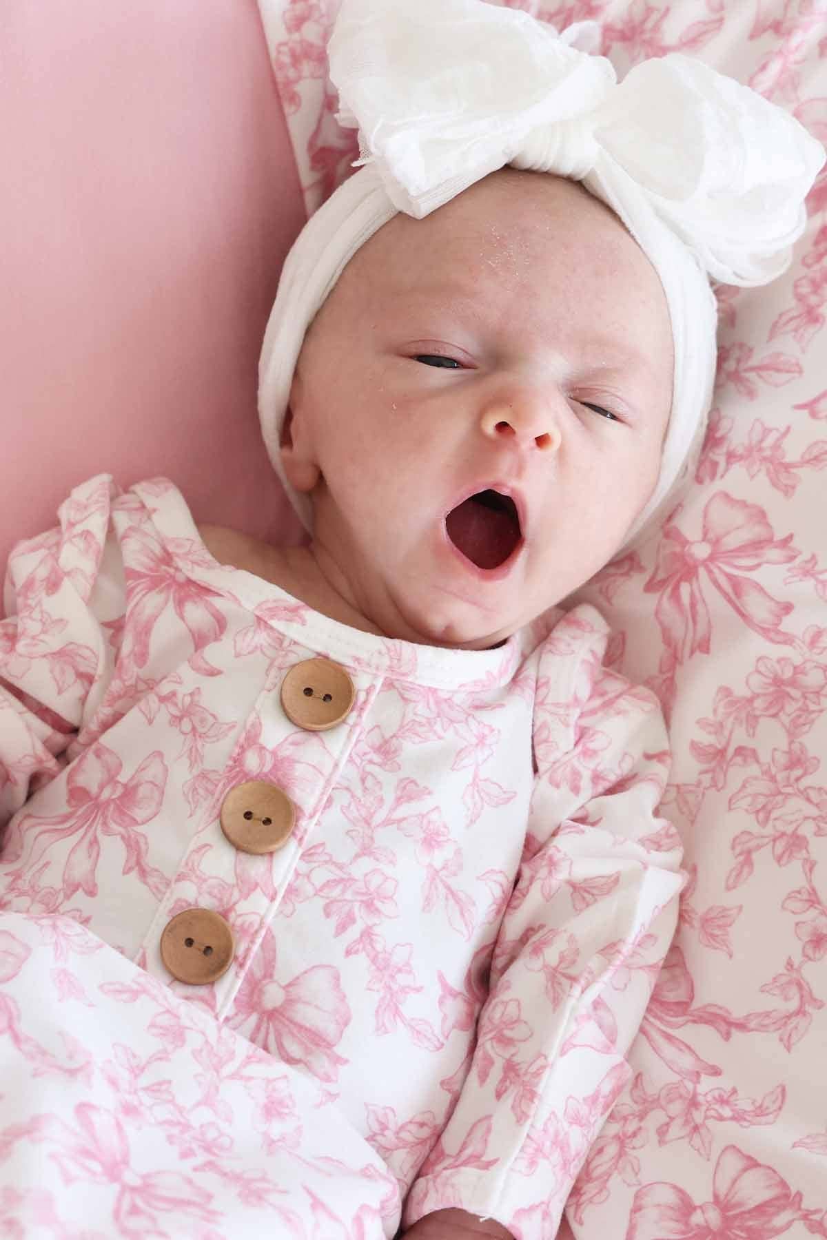 Newborn Fancy Frills Knot Gown & Hat Set