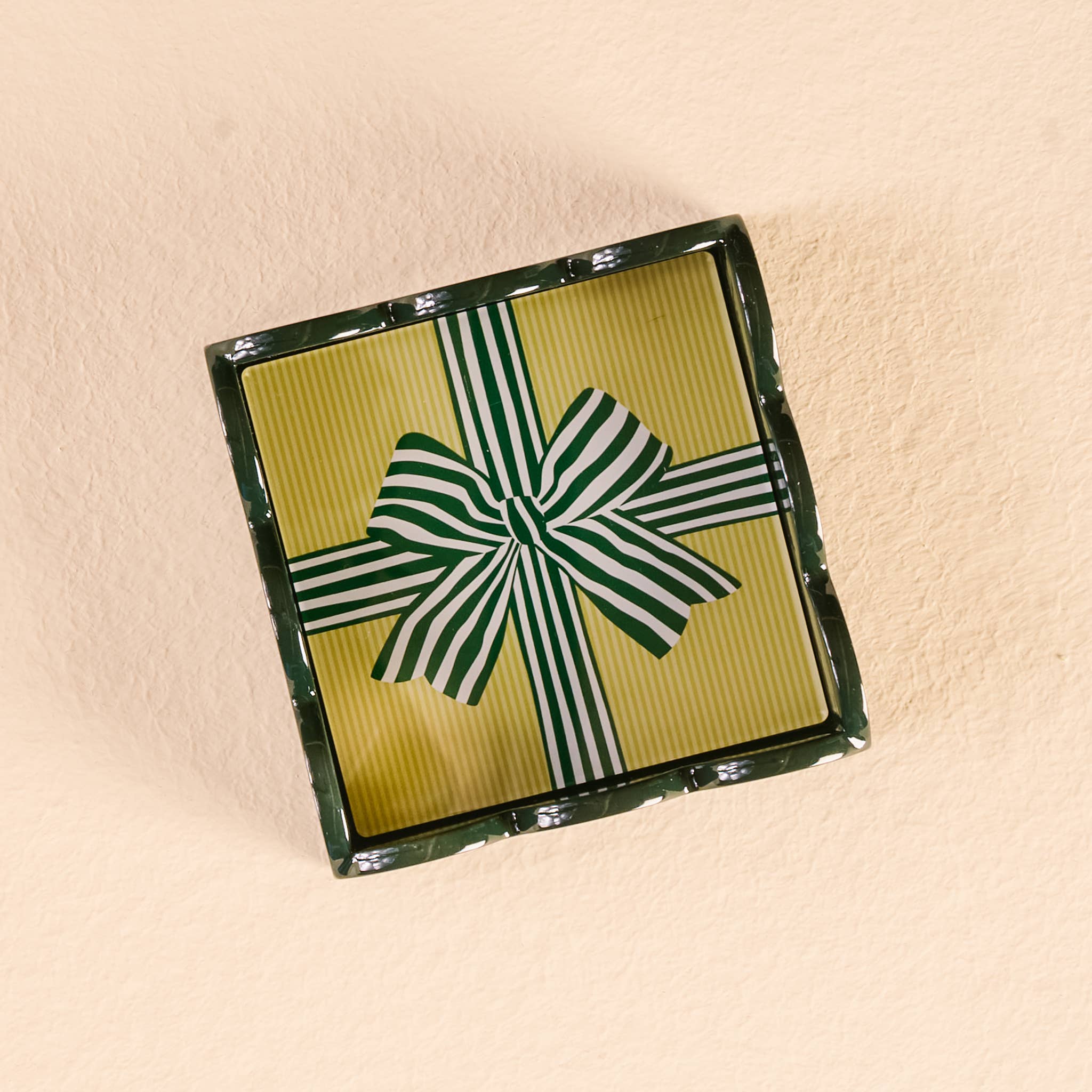 Scallop Bow Trinket Tray