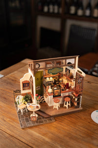 Miniature House Kit:  Café