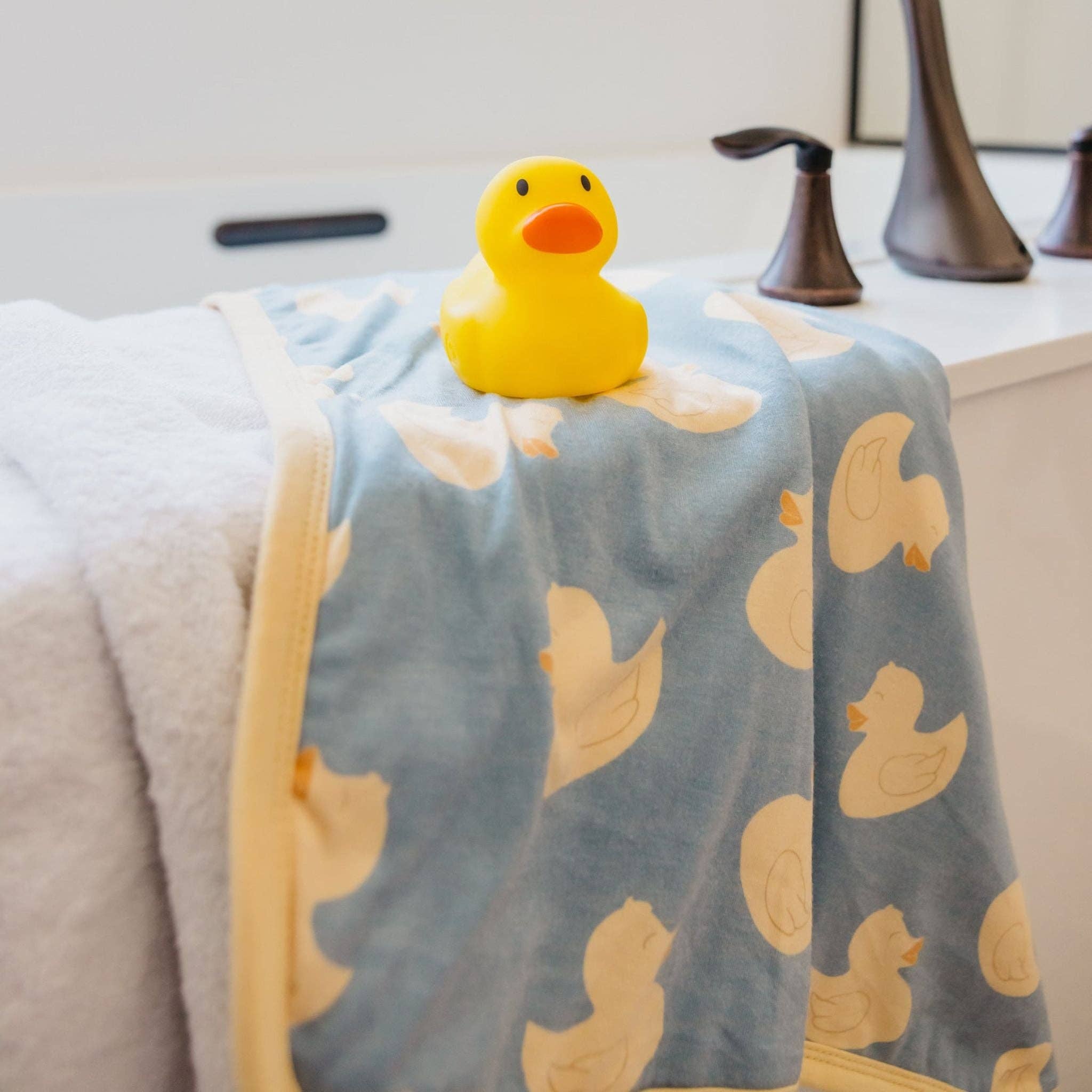 Ducky Knit Hooded Towel