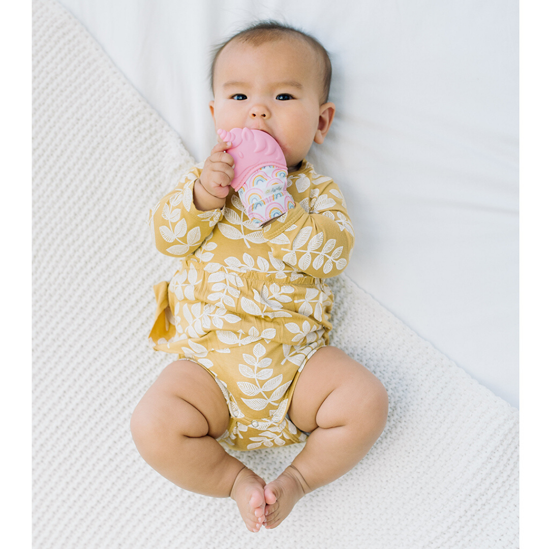 Bow Teething Mitt