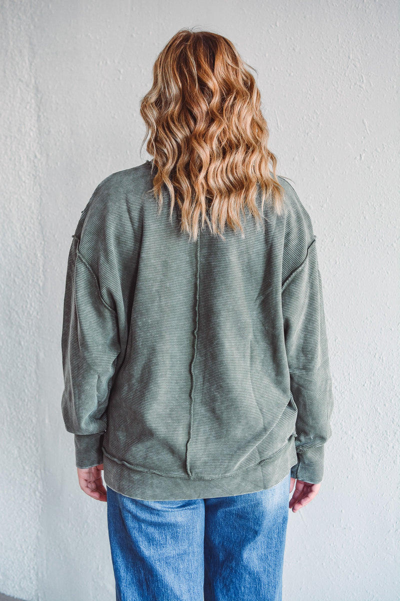 Delaware Olive Pullover