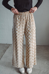 Aurora Velvet Pant - Almond