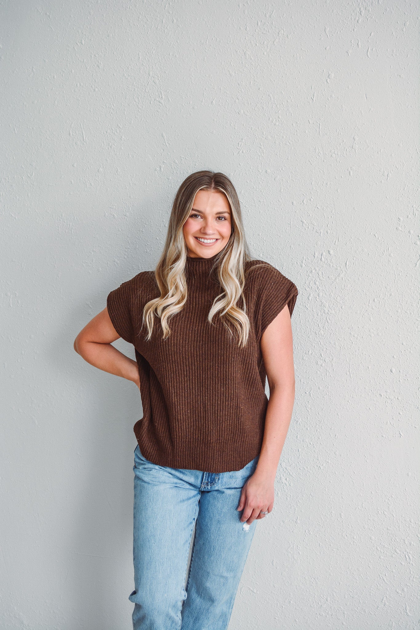 Umber Sleeveless Sweater Umber Sleeveless Sweater