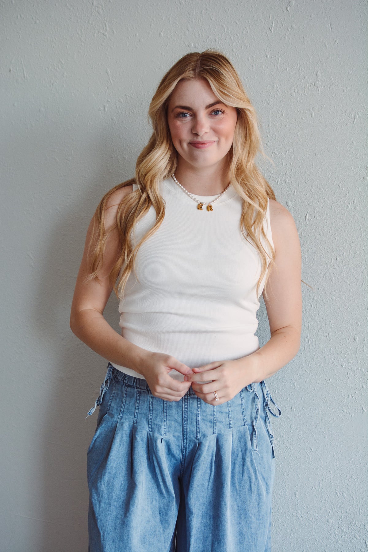 White Basic Tank