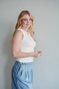 White Basic Tank
