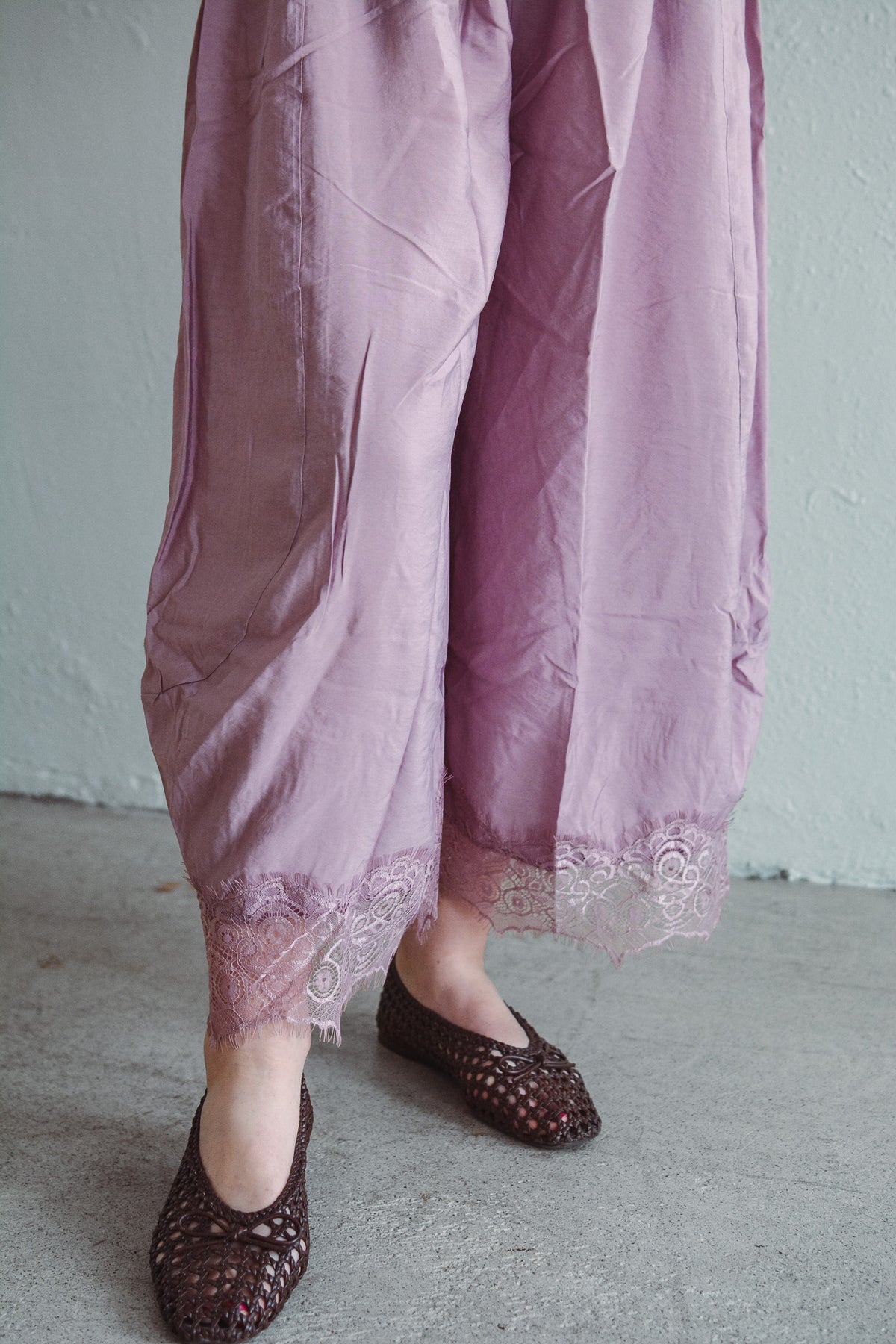 Mellie Mauve Lace Pant