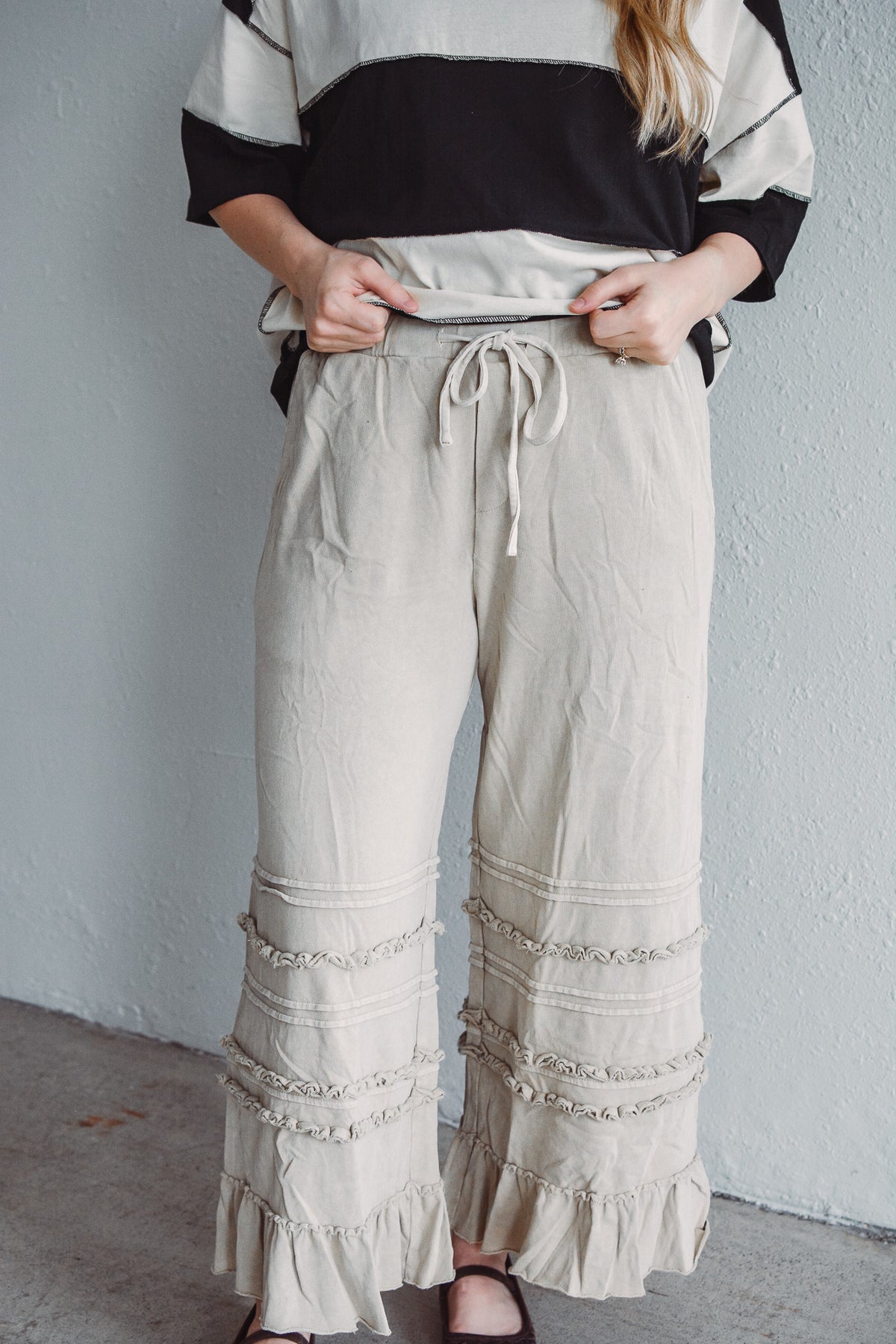 Hannah Ruffle Wide Leg - Latte