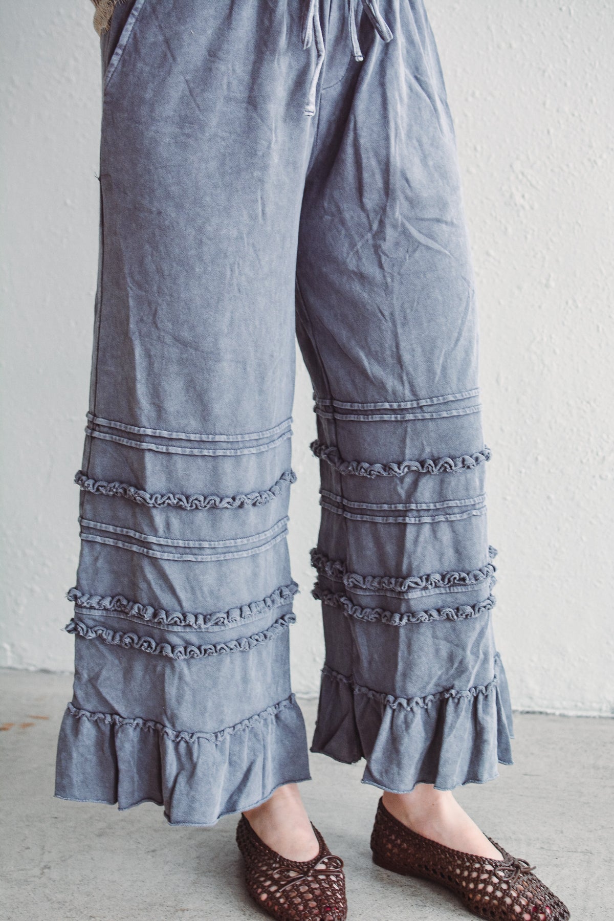 Hannah Ruffle Wide Leg - Smoke