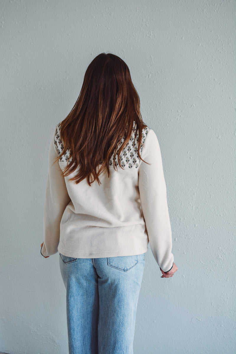 Botanical Cream Pullover