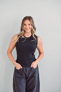 Hollis Ribbed Crew Top