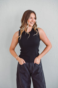 Hollis Ribbed Crew Top