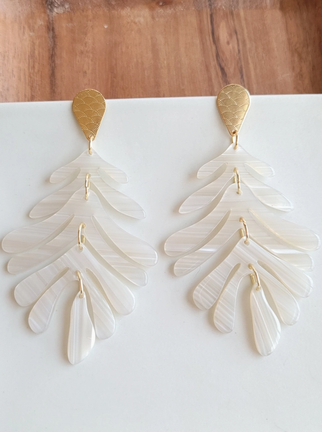 Palm White Earrings