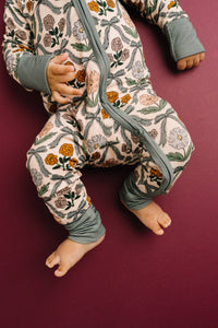 Cottage Bow Sleeper