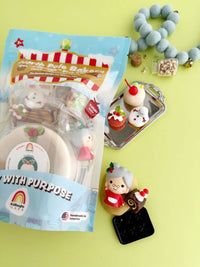 North Pole Bakery Play Kit