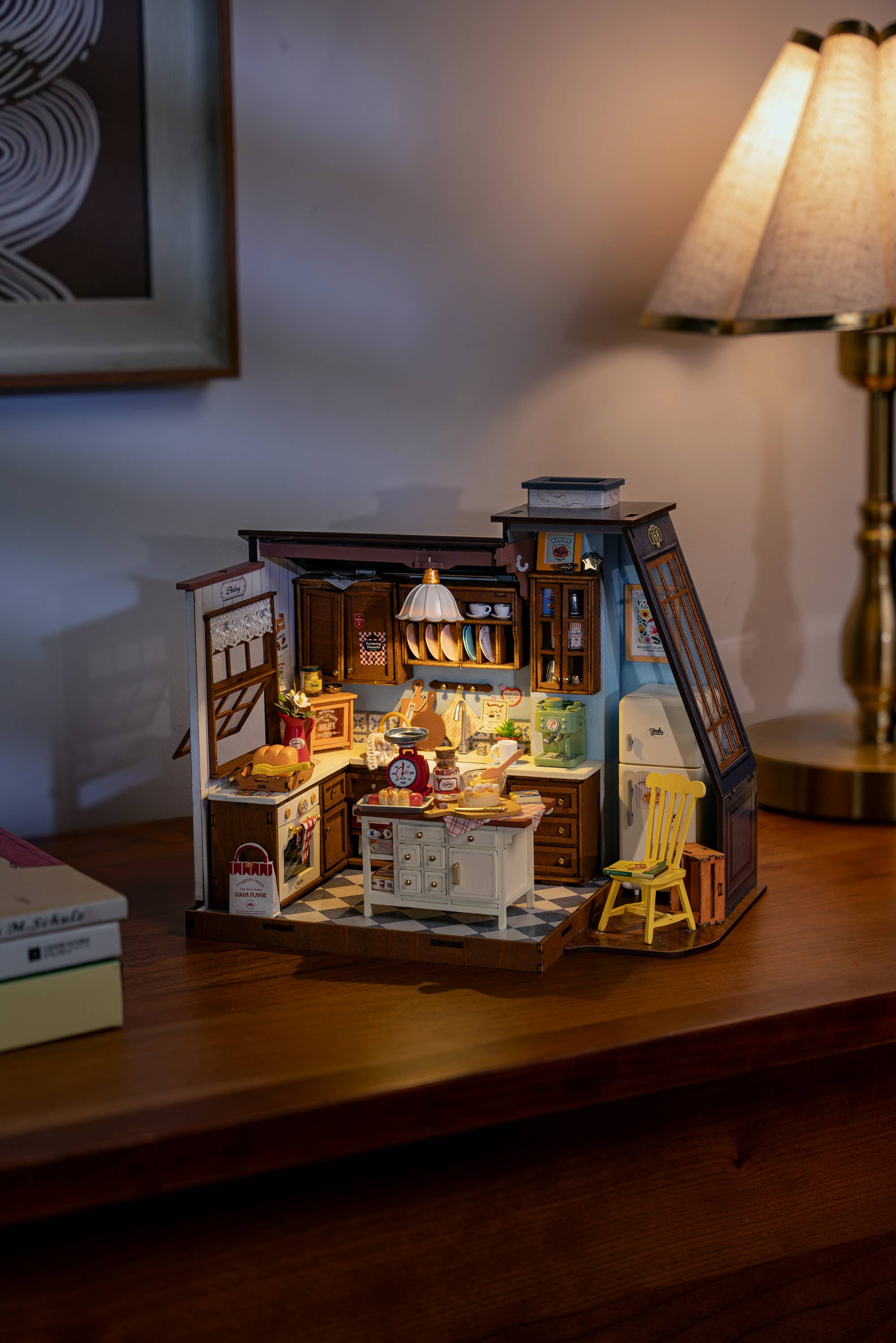 Miniature House Kit: Baking Kitchen