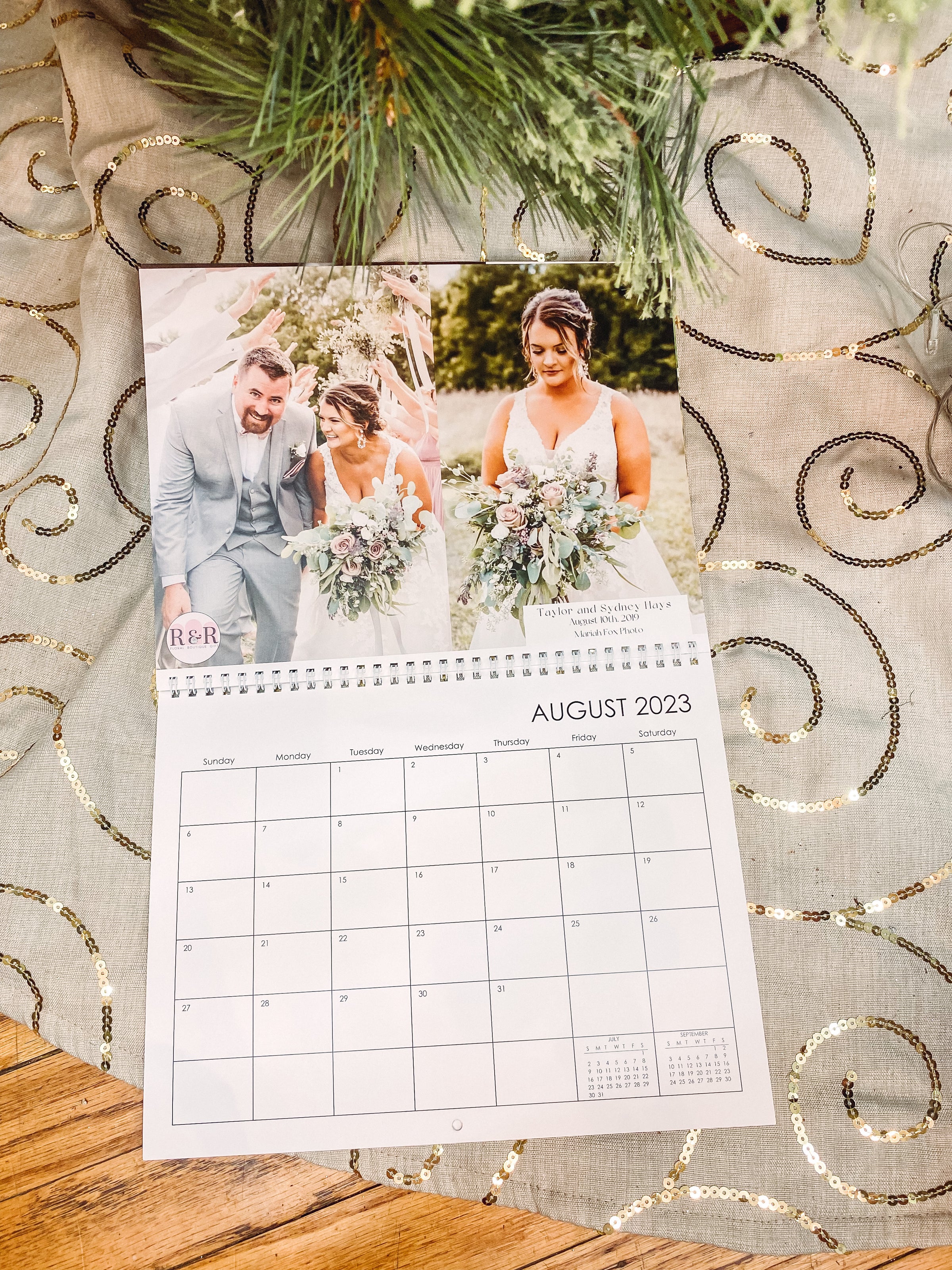 Rhinestones & Roses 2023 Wedding Calendar