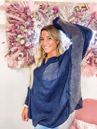 Navy Notch Top